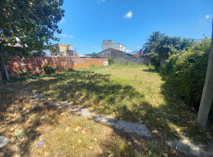 Terreno · 240m²