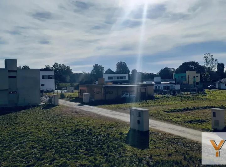 Terreno · 450m²