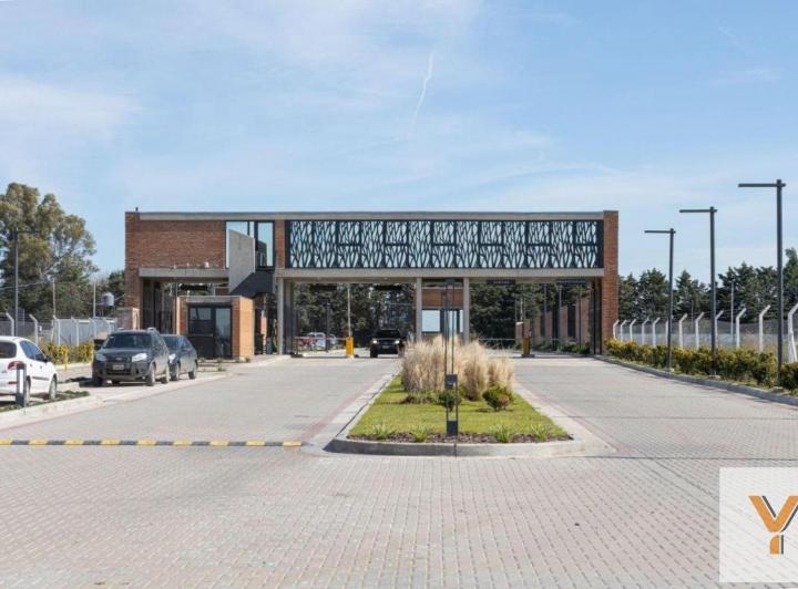 Terreno · 600m²