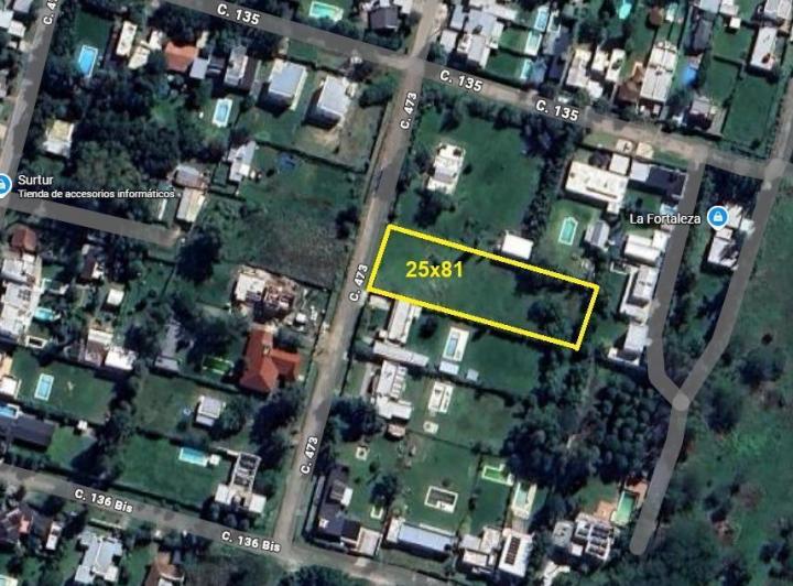 Terreno · 2025m²
