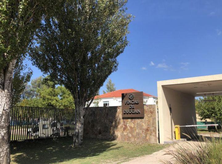 Terreno · 1100m²