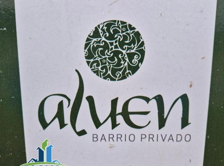 Terreno · 1090m²