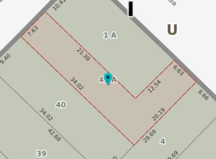 Terreno · 250m² · 7 Ambientes