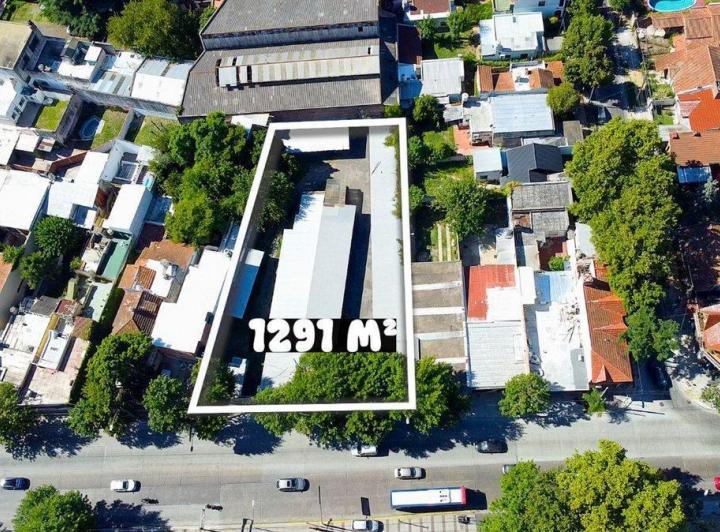 Terreno · 1291m²