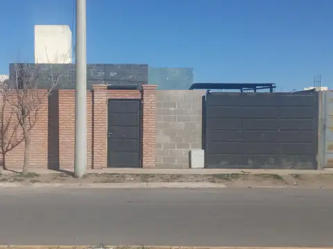 Casa 2 dormitorios, barrio serranias puntanas
