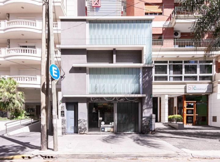 Local comercial · 205m² · 7 Ambientes
