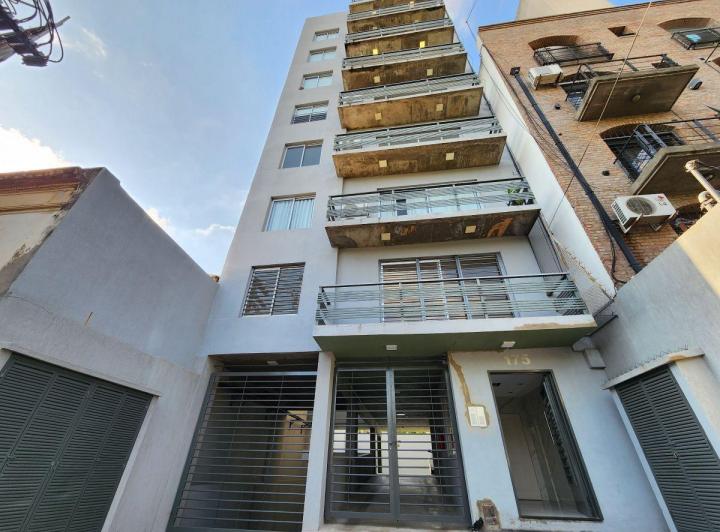 Departamento · 42m² · 2 Ambientes · 1 Cochera