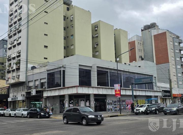 Local comercial · 564m²