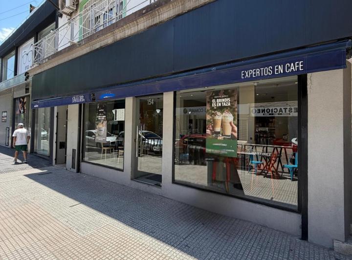 Local comercial · 390m² · 3 Ambientes