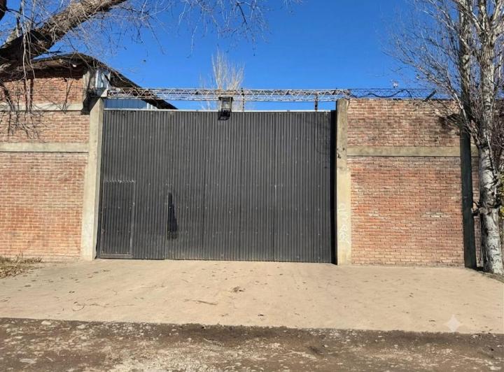 Bodega-Galpón · 2000m² · 4 Cocheras