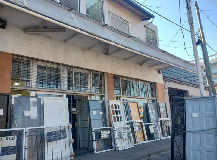 Local comercial · 230m² · 2 Ambientes