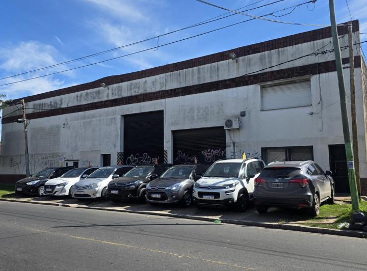 Bodega-Galpón · 935m² · 3 Ambientes