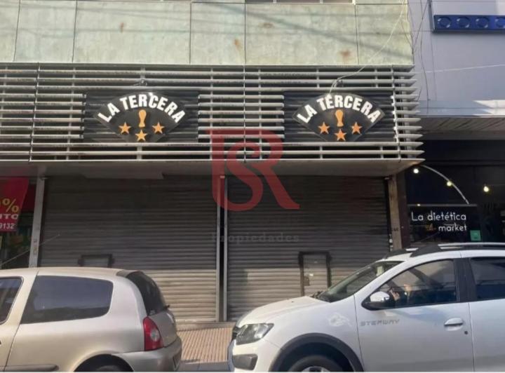 Local comercial · 1m²