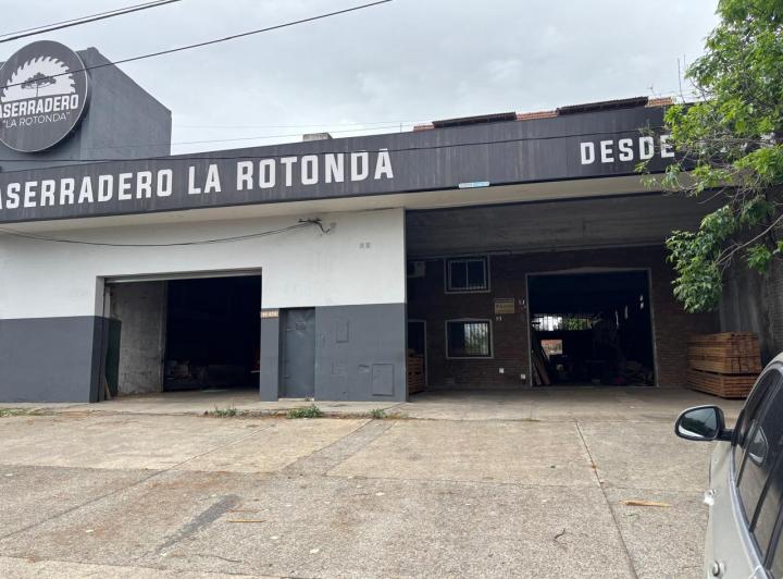 Bodega-Galpón · 693m²