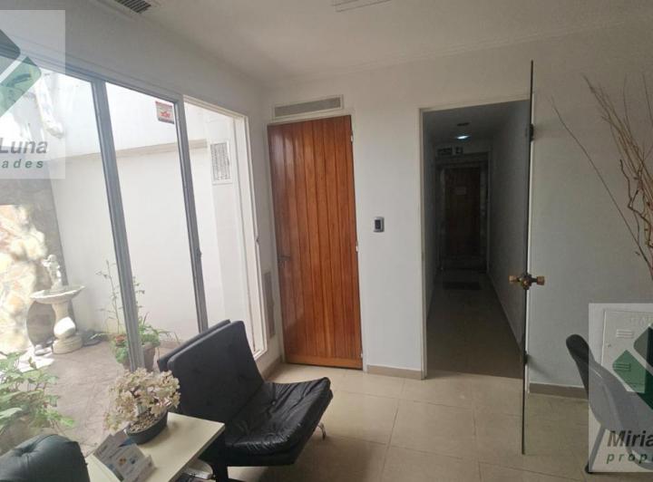 Oficina comercial · 60m² · 3 Ambientes · 1 Cochera
