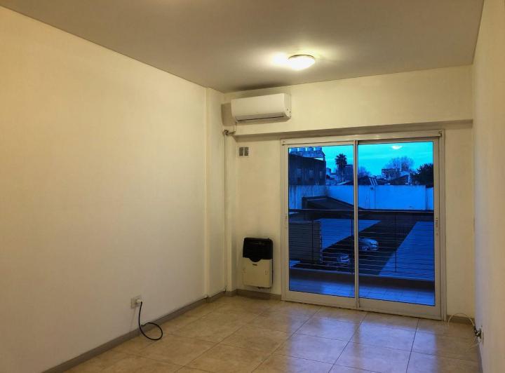 Departamento · 40m² · 2 Ambientes · 1 Cochera