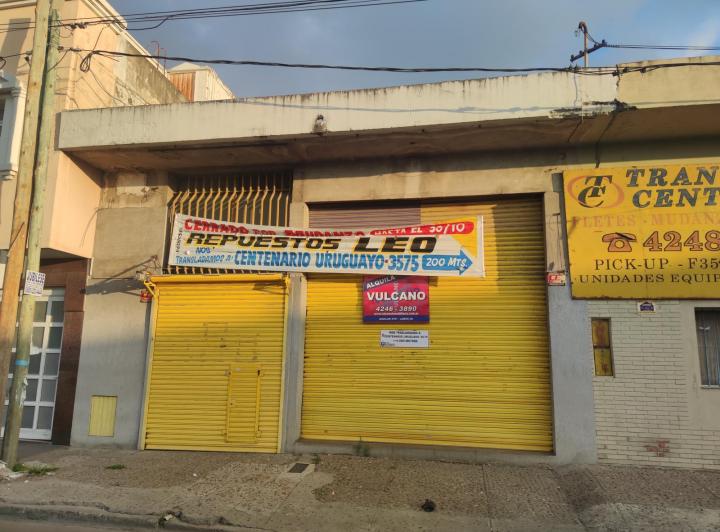 Local comercial · 225m²