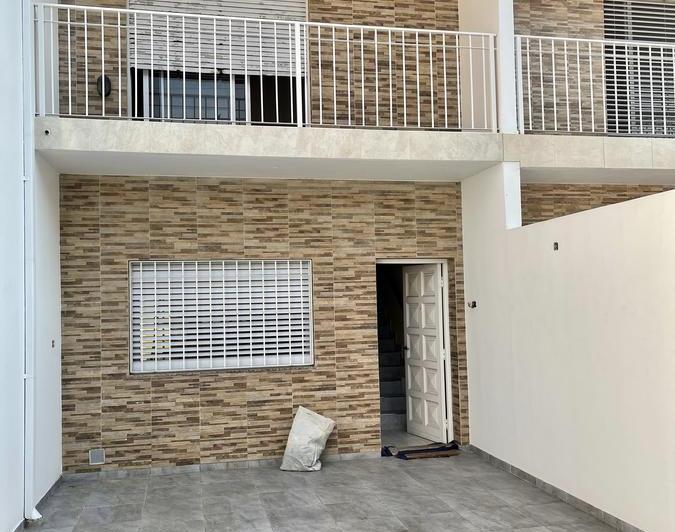 Casa · 98m² · 3 Ambientes · 1 Cochera