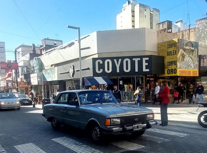 Local comercial · 100m² · 3 Ambientes