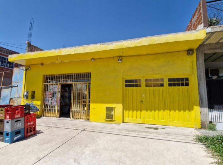Local comercial · 114m²