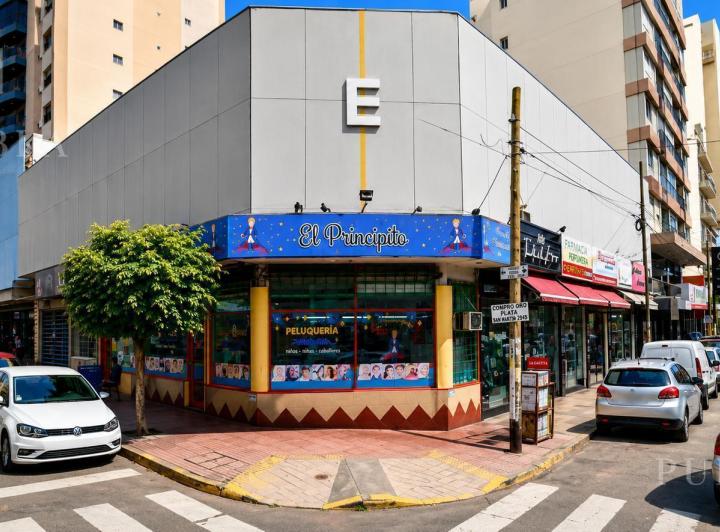 Edificio · 2020m² · 110 Cocheras