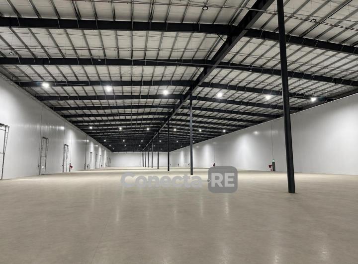 Depósito · 15000m²
