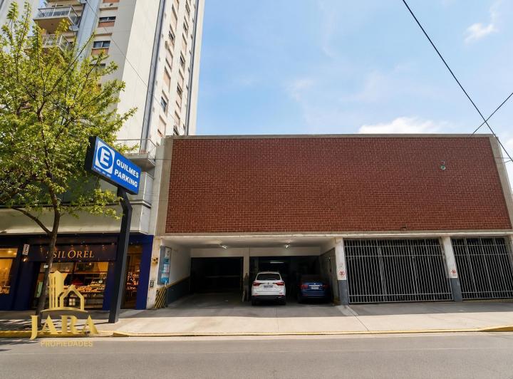 Local comercial · 1200m²