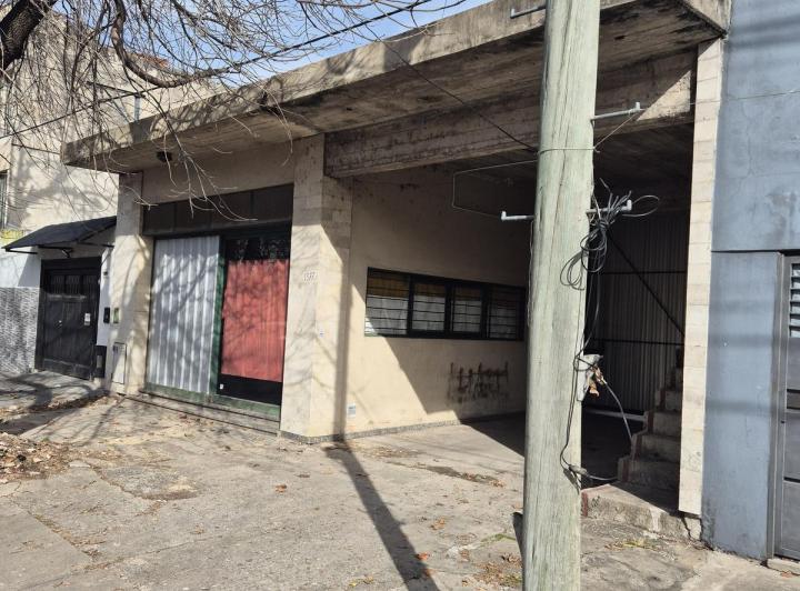 Depósito · 250m²