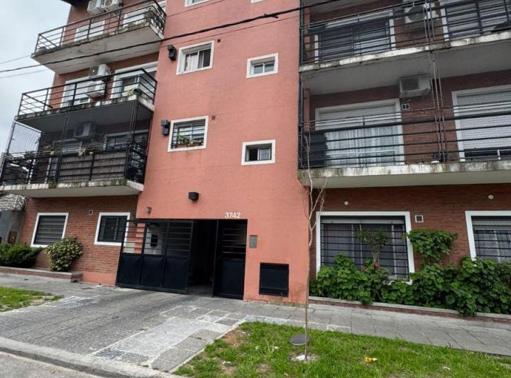 Departamento · 45m² · 2 Ambientes · 1 Cochera