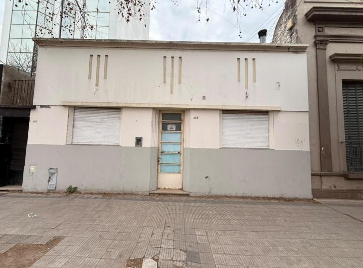 Local comercial · 70m² · 3 Ambientes