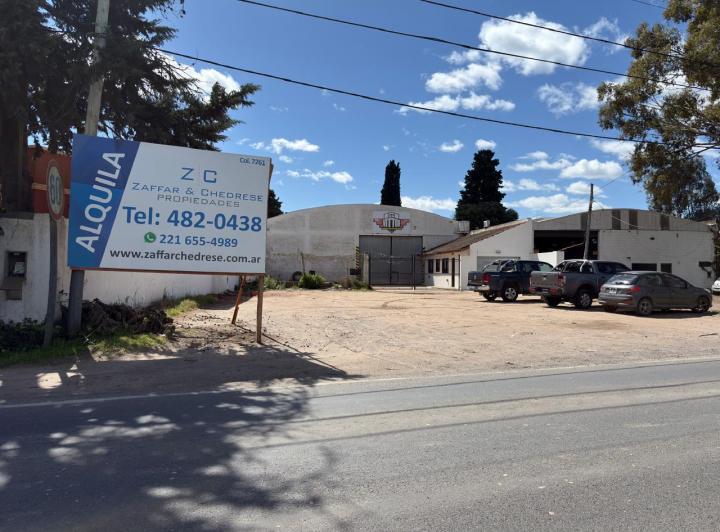 Bodega-Galpón · 1596m²