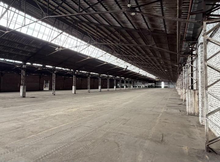 Depósito · 6000m²