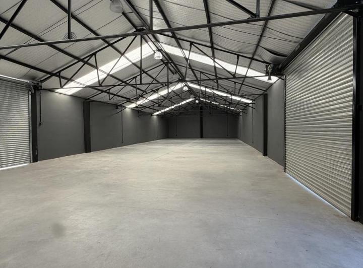Bodega-Galpón · 300m² · 1 Ambiente