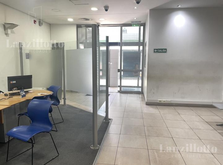 Local comercial · 450m²