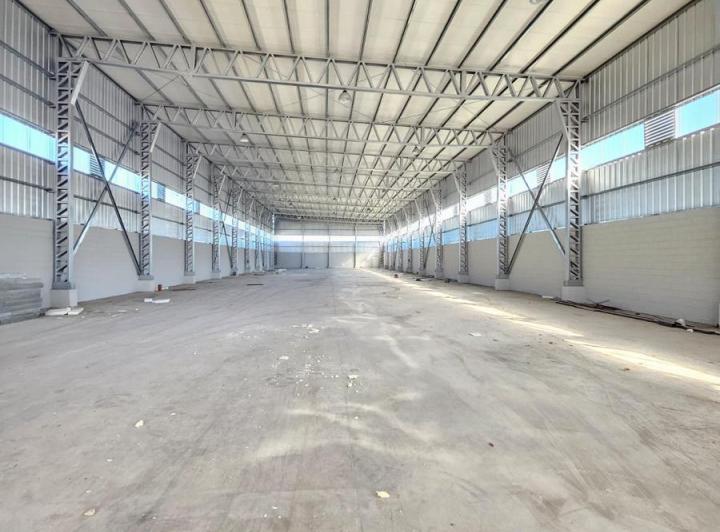 Bodega-Galpón · 1700m² · 3 Ambientes