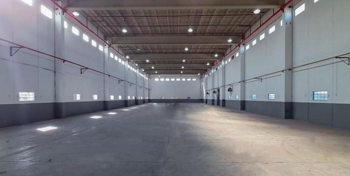 Depósito · 1895m²