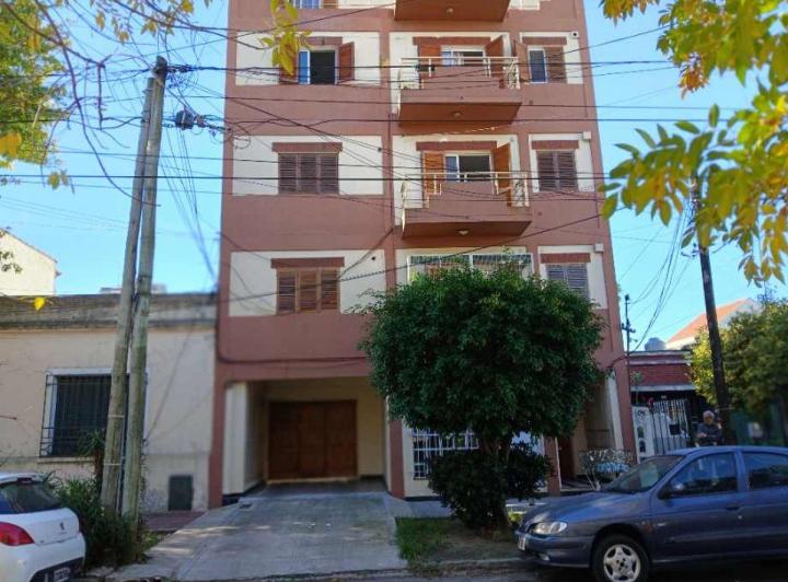 Departamento · 45m² · 2 Ambientes · 1 Cochera