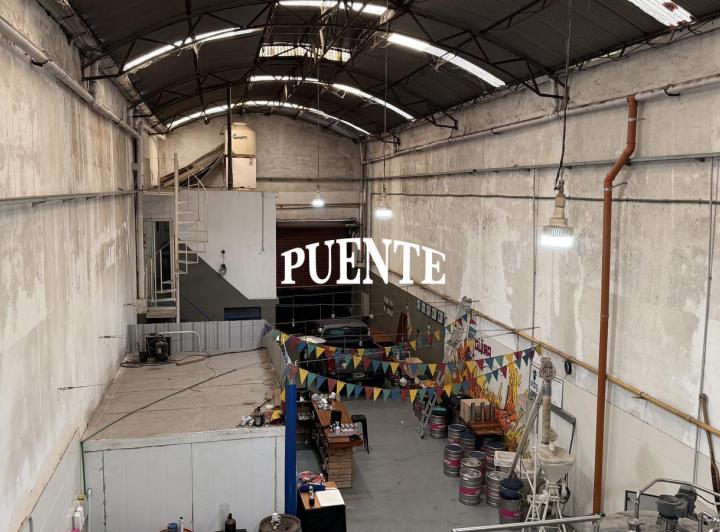 Bodega-Galpón · 514m² · 5 Ambientes · 10 Cocheras