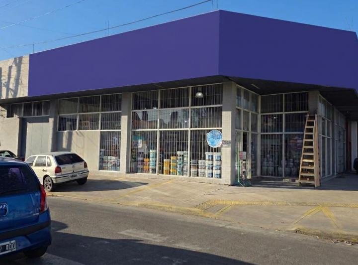 Local comercial · 225m² · 1 Cochera