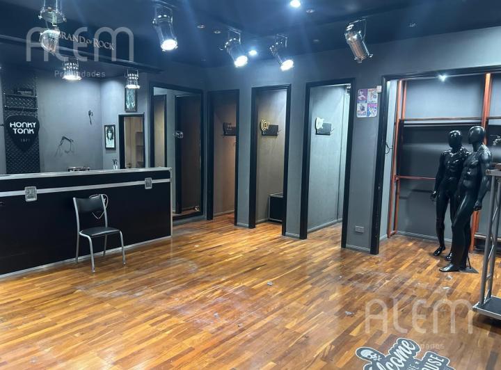 Local comercial · 80m² · 1 Ambiente · 1 Cochera