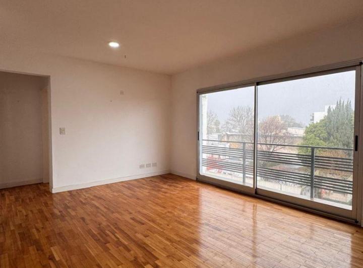 Departamento · 50m² · 2 Ambientes · 1 Cochera