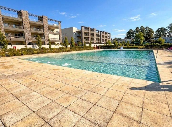 Departamento · 50m² · 2 Ambientes · 1 Cochera