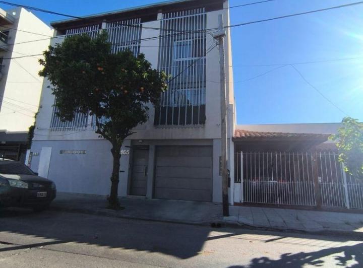 Departamento · 40m² · 2 Ambientes · 1 Cochera