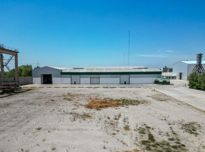 Bodega-Galpón · 1151m²