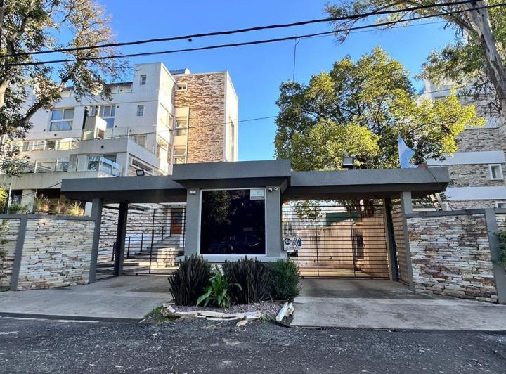 Departamento · 60m² · 2 Ambientes · 1 Cochera
