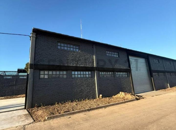 Bodega-Galpón · 1350m²