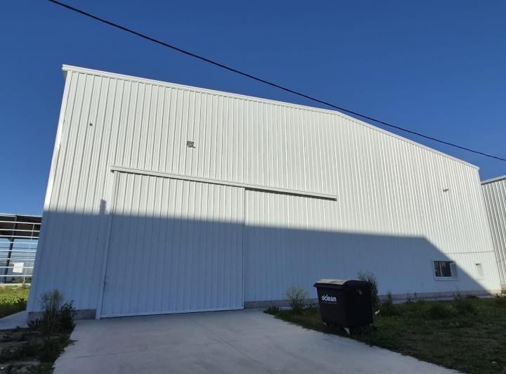 Bodega-Galpón · 1000m² · 6 Cocheras