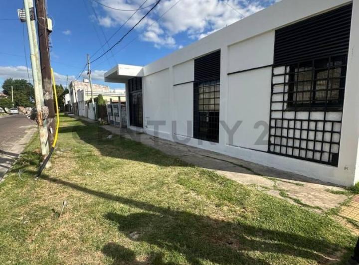Local comercial · 120m²