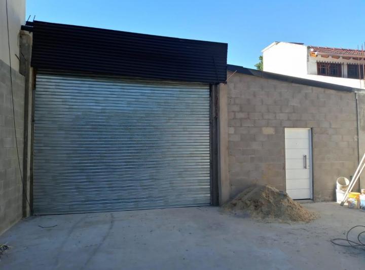 Bodega-Galpón · 350m²
