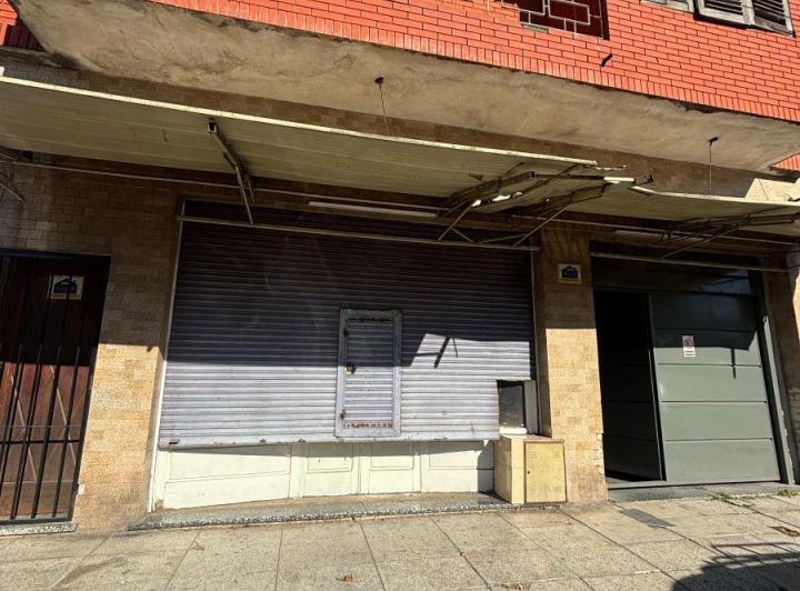 Local comercial · 1m²
